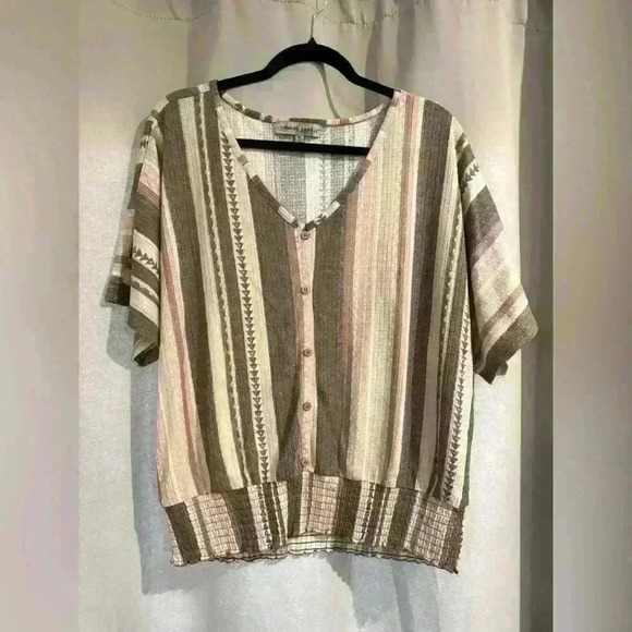Women’s Striped Absolutely Famous Top - Picture 1 of 7